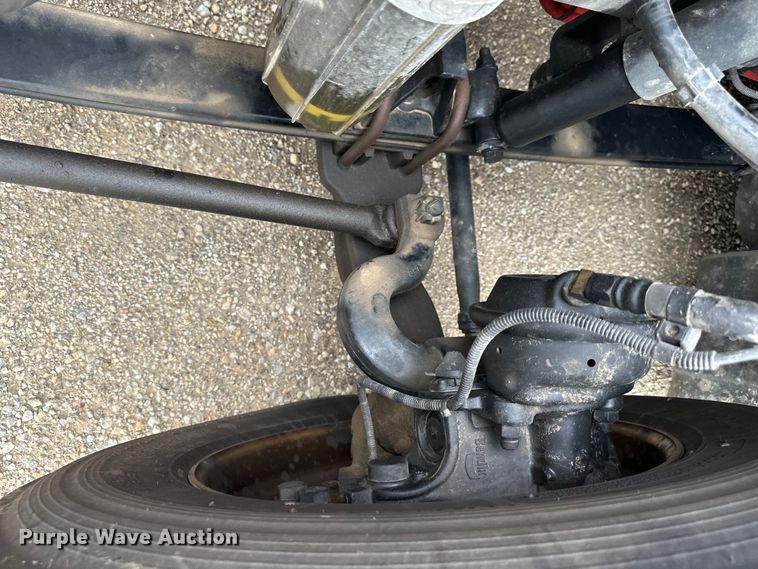 image for item NT9244 2021 Kenworth T680 semi truck