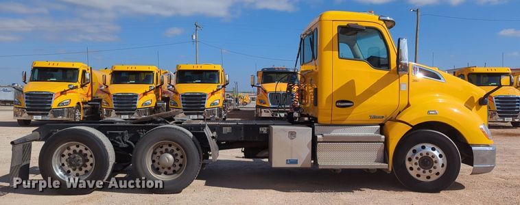 image for item NZ9274 2020 Kenworth T680 semi truck