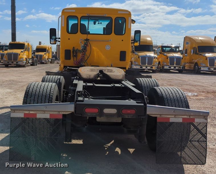 image for item NZ9274 2020 Kenworth T680 semi truck