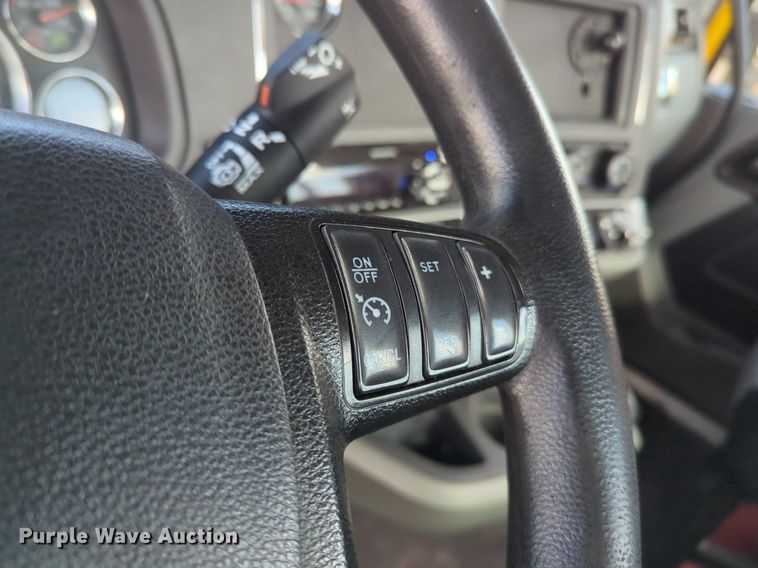 image for item NZ9274 2020 Kenworth T680 semi truck