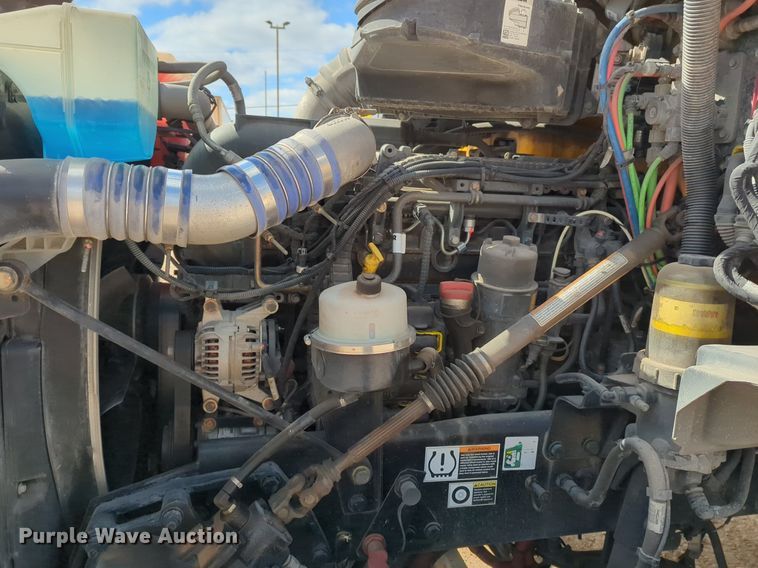 image for item NZ9274 2020 Kenworth T680 semi truck