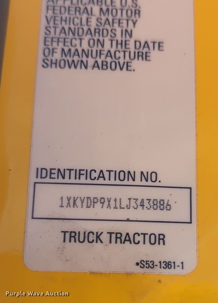 image for item NZ9274 2020 Kenworth T680 semi truck