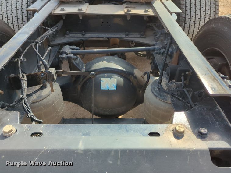 image for item NZ9286 2020 Kenworth T680 semi truck