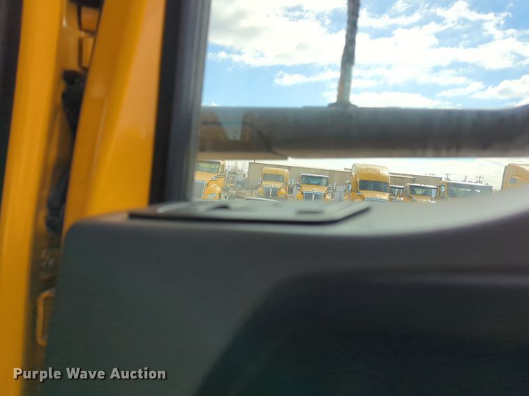 image for item NZ9286 2020 Kenworth T680 semi truck