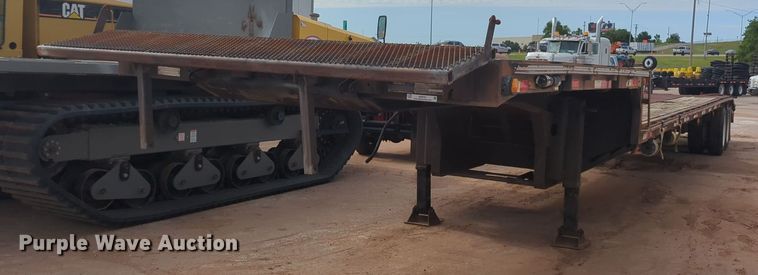 image for item NZ9741 1989 Trailmobile F73T-6FEA drop deck equipment trailer