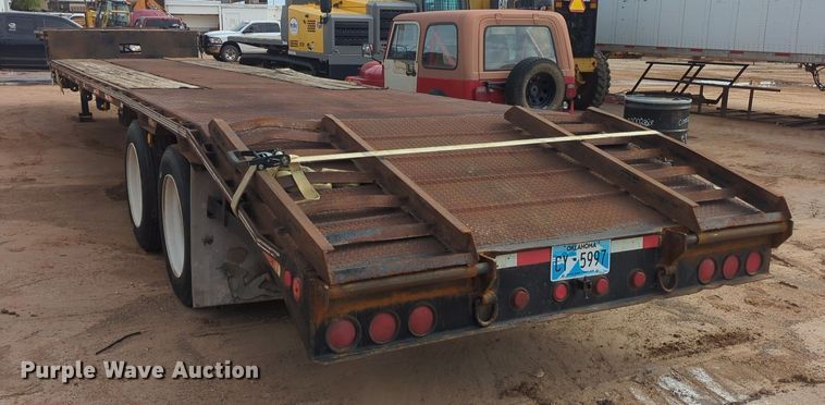 image for item NZ9741 1989 Trailmobile F73T-6FEA drop deck equipment trailer