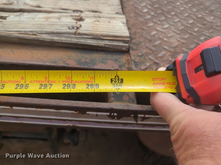 image for item NZ9741 1989 Trailmobile F73T-6FEA drop deck equipment trailer