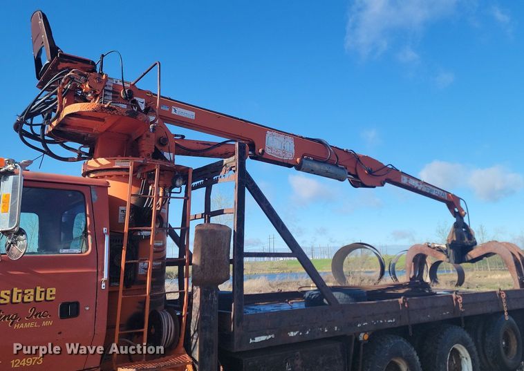 image for item NZ9833 1992 Ford  L9000 log loading truck 