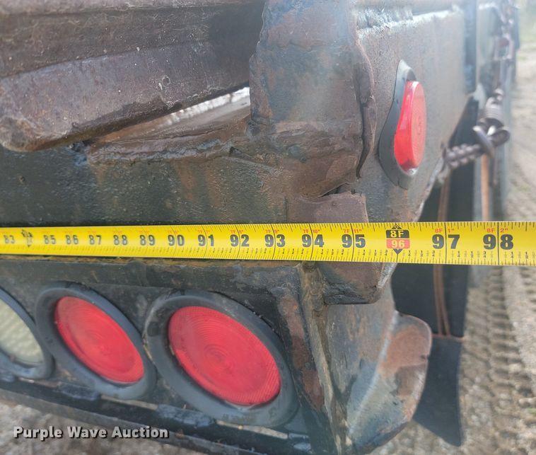 image for item NZ9834 2000 Sterling LT9500 log loader truck