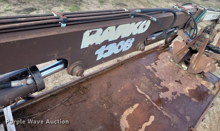 image for item NZ9834 2000 Sterling LT9500 log loader truck