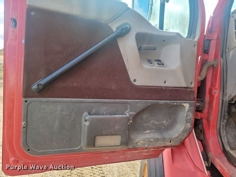 image for item NZ9834 2000 Sterling LT9500 log loader truck