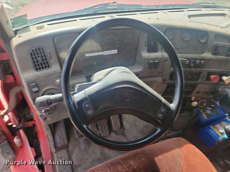 image for item NZ9834 2000 Sterling LT9500 log loader truck