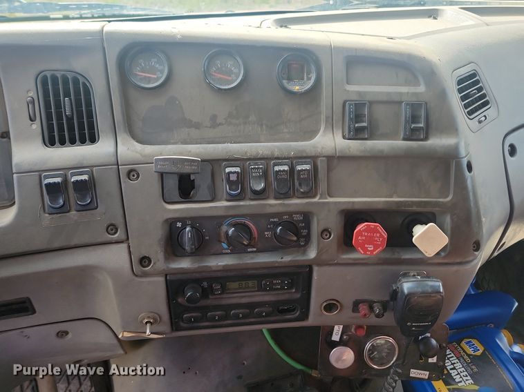 image for item NZ9834 2000 Sterling LT9500 log loader truck