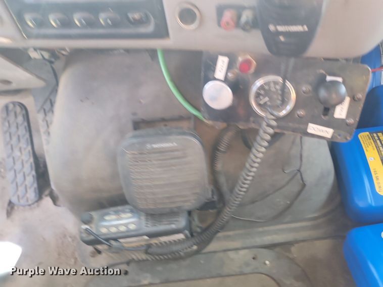 image for item NZ9834 2000 Sterling LT9500 log loader truck