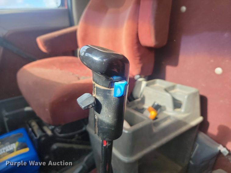 image for item NZ9834 2000 Sterling LT9500 log loader truck