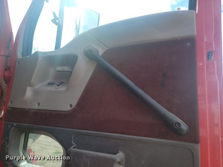 image for item NZ9834 2000 Sterling LT9500 log loader truck