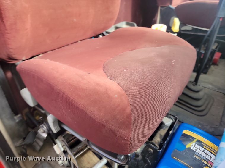 image for item NZ9834 2000 Sterling LT9500 log loader truck