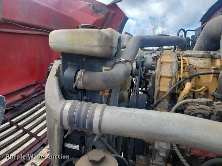 image for item NZ9834 2000 Sterling LT9500 log loader truck