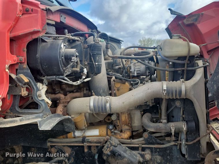 image for item NZ9834 2000 Sterling LT9500 log loader truck