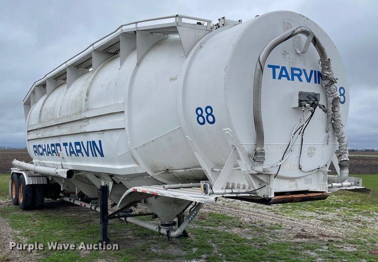 image for item OG9866 1977 Butler MFG pneumatic dry bulk trailer