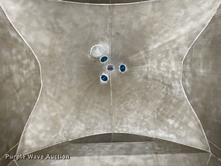 image for item OG9866 1977 Butler MFG pneumatic dry bulk trailer