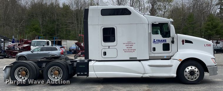 image for item OG9910 2015 Kenworth  T660 semi truck