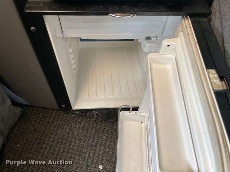 image for item OG9910 2015 Kenworth  T660 semi truck