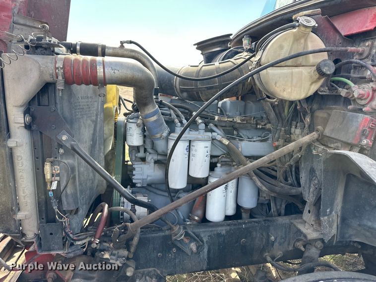 image for item OI9088 1998 Mack CH Series semi truck