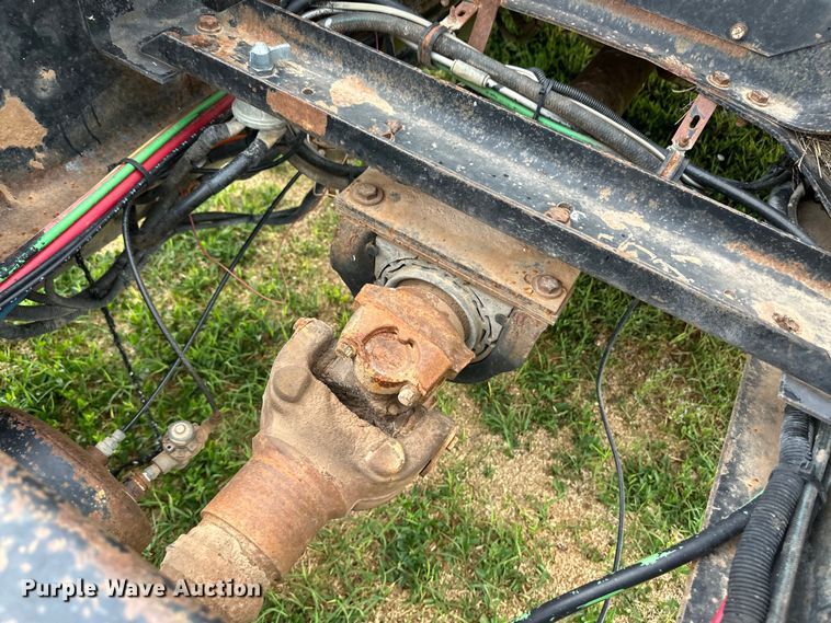 image for item OI9103 1994 Freightliner FLD120 semi truck