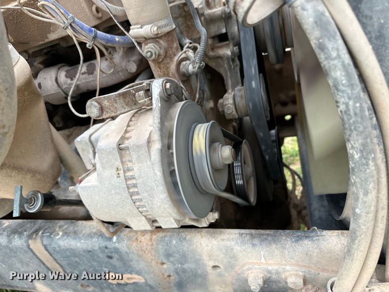 image for item OI9103 1994 Freightliner FLD120 semi truck