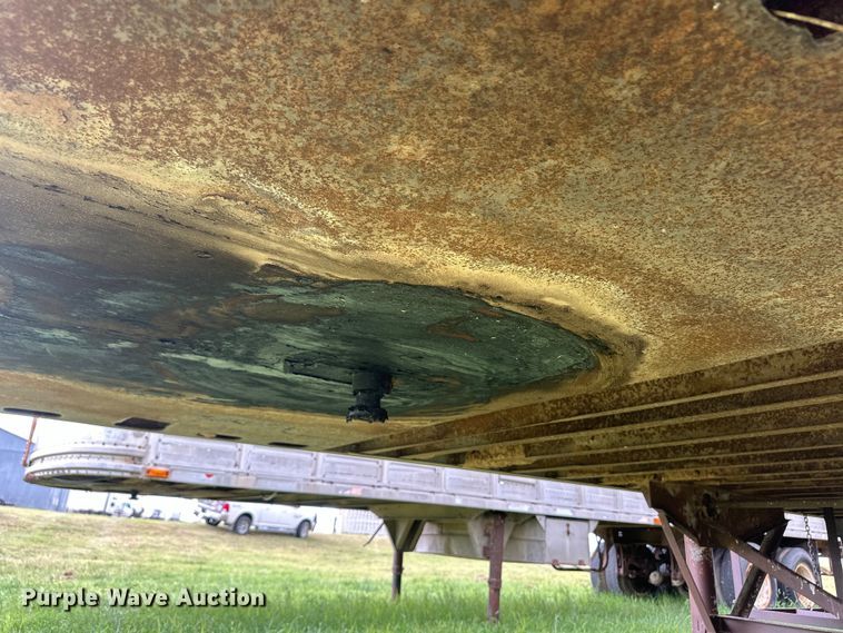 image for item OI9106 1986 Monon dry van trailer