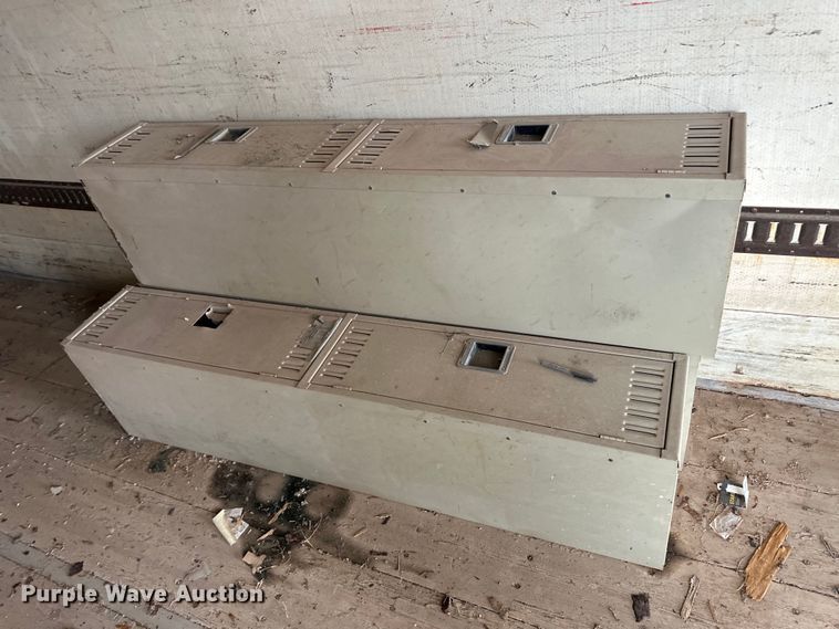 image for item OI9106 1986 Monon dry van trailer