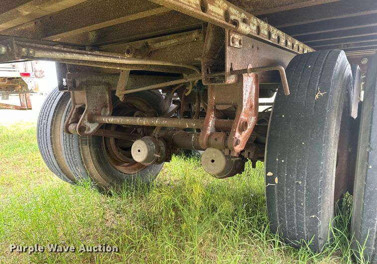 image for item OI9106 1986 Monon dry van trailer