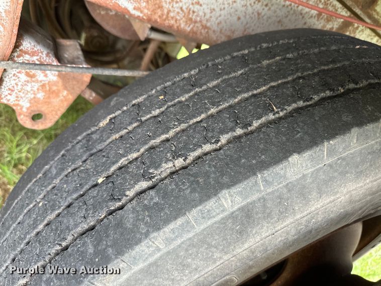 image for item OI9106 1986 Monon dry van trailer