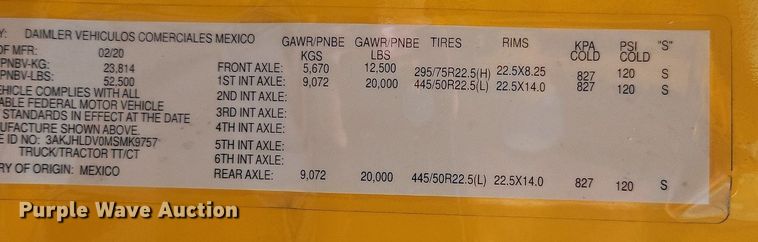 image for item OK9906 2021 Freightliner  Cascadia 126 semi truck