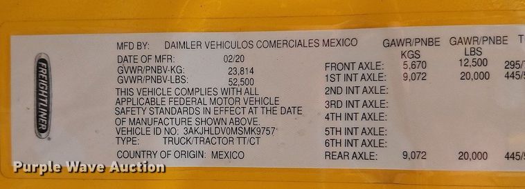 image for item OK9906 2021 Freightliner  Cascadia 126 semi truck