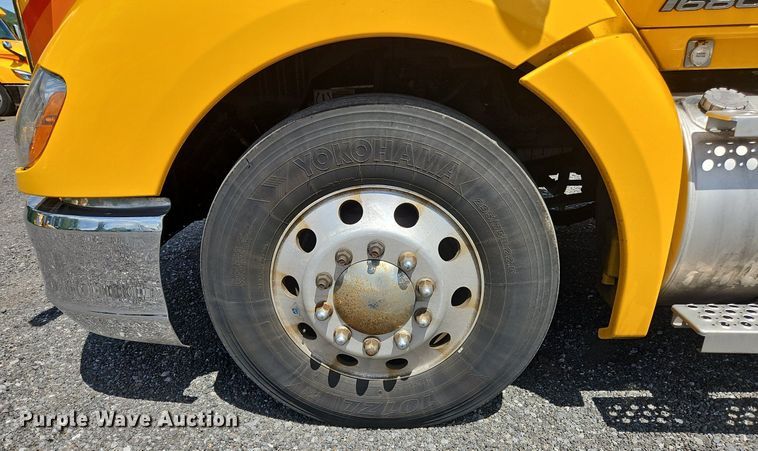 image for item OK9908 2020 Kenworth  T680  semi truck