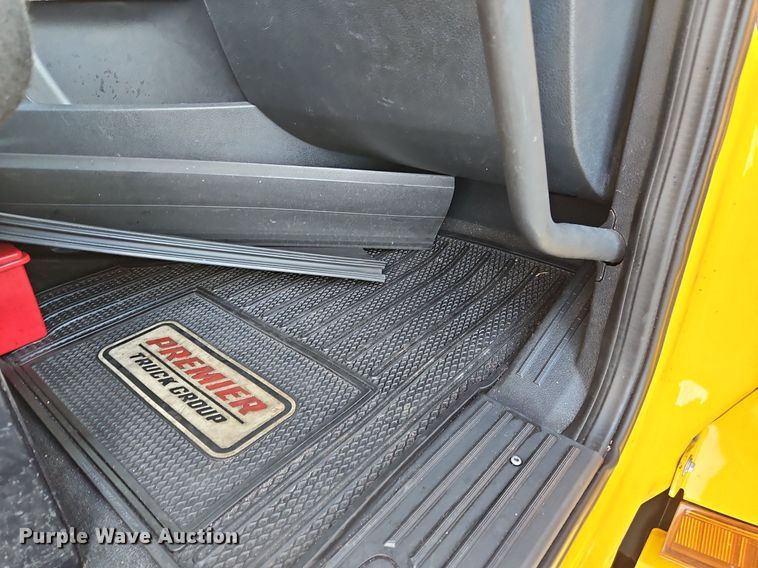 image for item OK9911 2020 Freightliner  Cascadia 126 semi truck