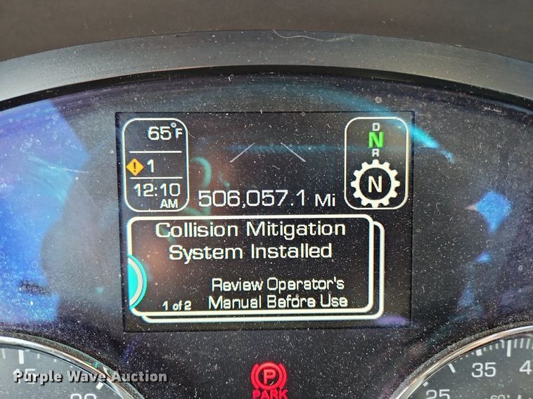 image for item OK9915 2020 Kenworth T680 semi truck