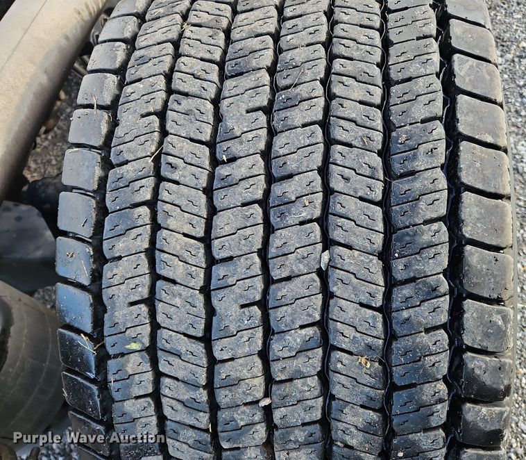 image for item OK9915 2020 Kenworth T680 semi truck