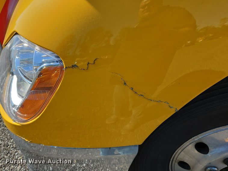 image for item OK9919 2020 Kenworth T680 semi truck