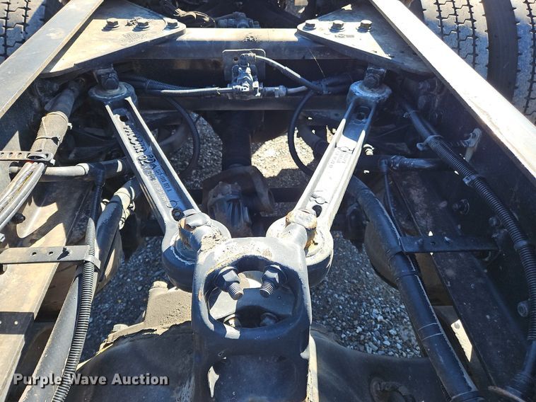 image for item OK9919 2020 Kenworth T680 semi truck