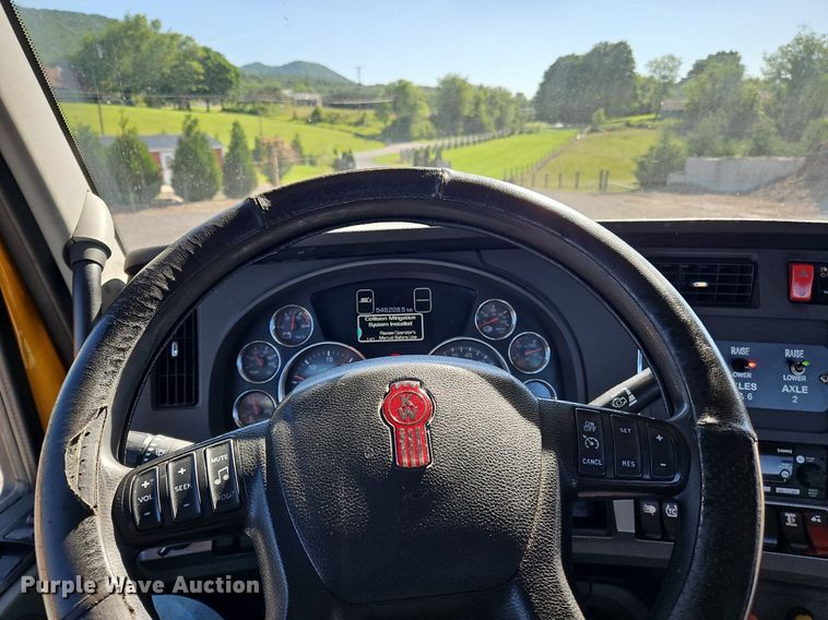 image for item OK9919 2020 Kenworth T680 semi truck