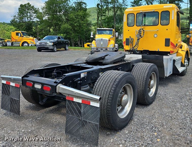 image for item OK9921 2020 Kenworth  T680 semi truck