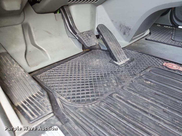 image for item OK9921 2020 Kenworth  T680 semi truck