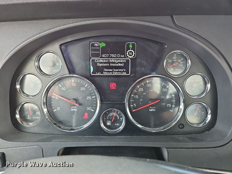 image for item OK9921 2020 Kenworth  T680 semi truck