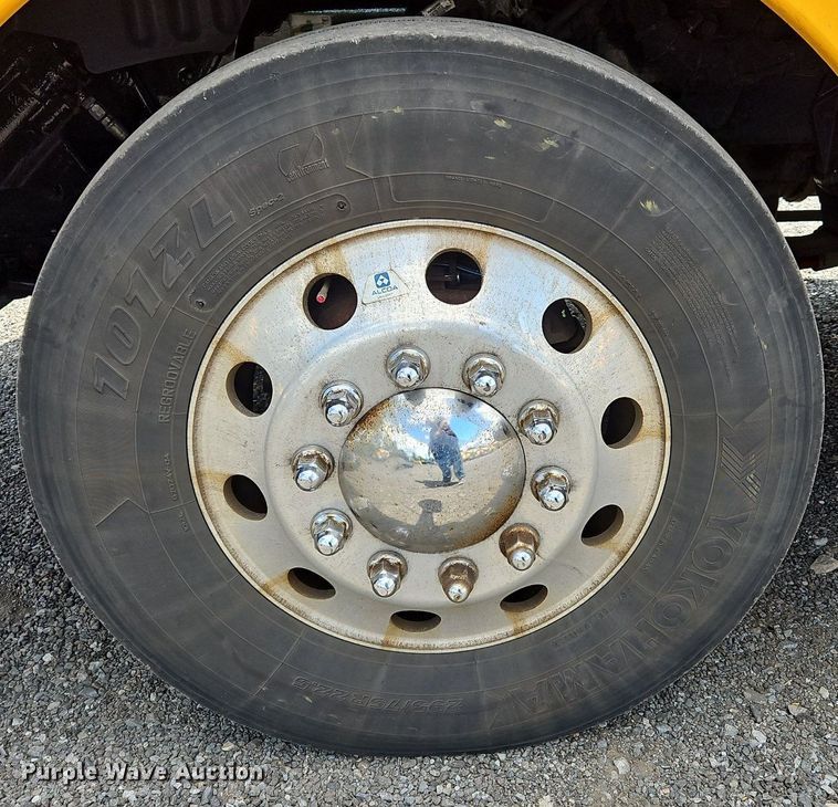 image for item OK9921 2020 Kenworth  T680 semi truck