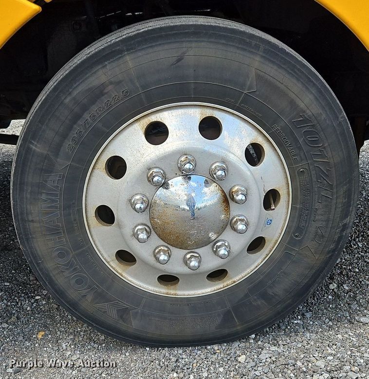 image for item OK9921 2020 Kenworth  T680 semi truck