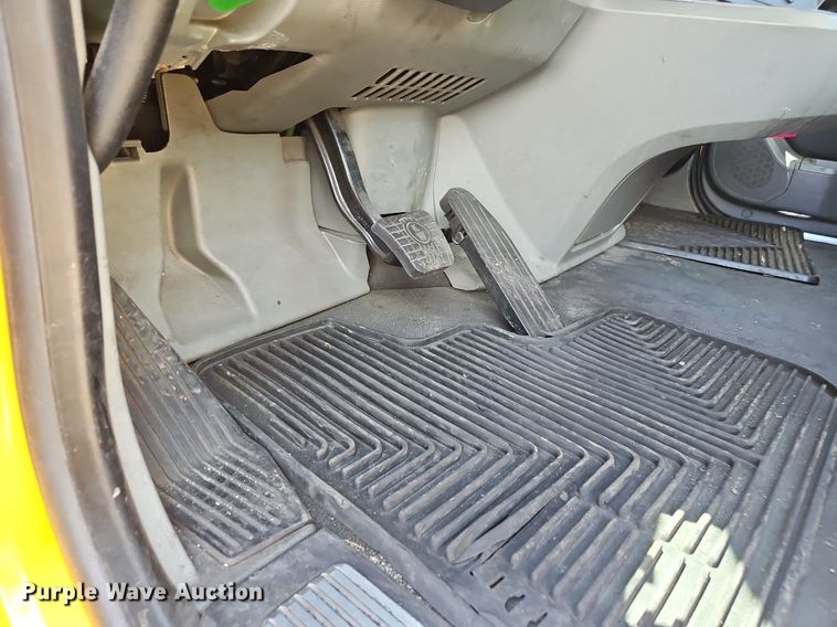 image for item OK9922 2020 Kenworth T680 semi truck