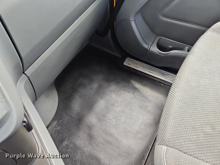 image for item OK9923 2019 Kenworth T680 semi truck